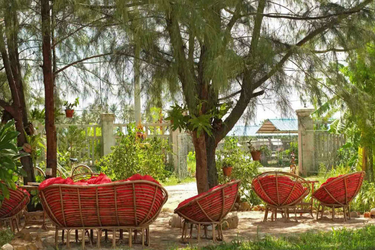 Two Moons Hotel