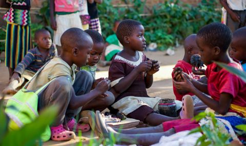 Mothers' groups are helping girls in Malawi to go to school, and get the education that is their right.